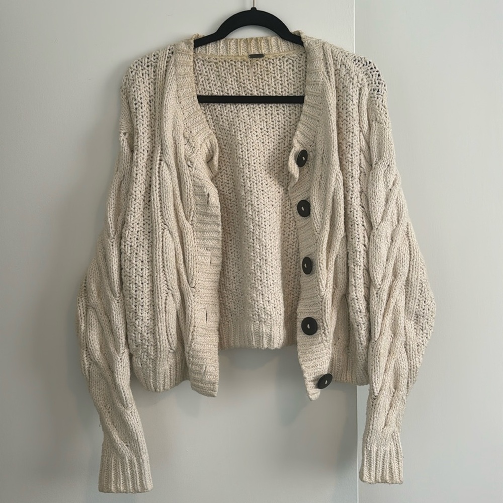 Free people white chunky knit cardigan